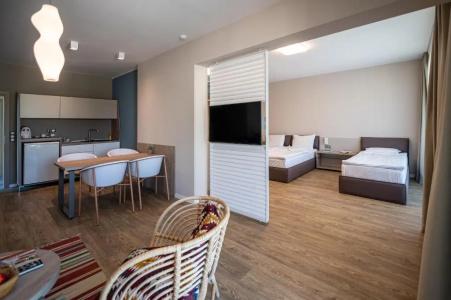 Romance & Family Suites - 117