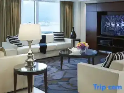 Pan Pacific - 153