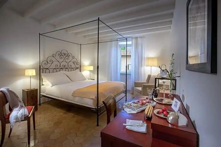 Relais & Chateaux Palazzo Seneca - 37