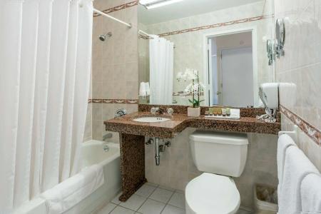 Chelsea Savoy - 7