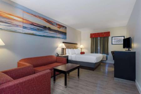 Days Inn & Suites by Wyndham - 116