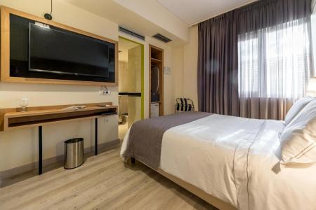 Polis Grand - 9