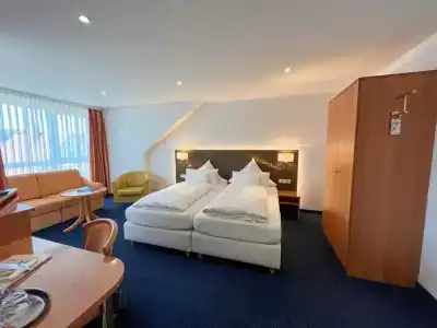 Akzent Atrium Baden - 18