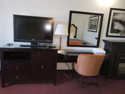 Niagara Falls Courtside Inn - 19