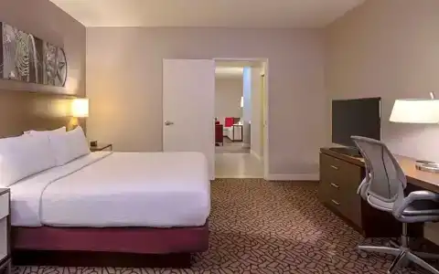 Hilton Garden Inn Downtown Dallas - 58