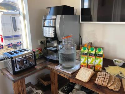 Hrafnavellir Guest House - 17