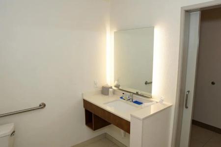 Holiday Inn Express & Suites - Aurora Medical Campus, An Ihg - 51