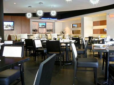 Novotel North York - 20