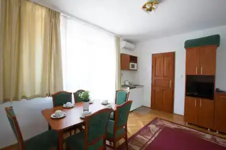 Helios Apartman - 117