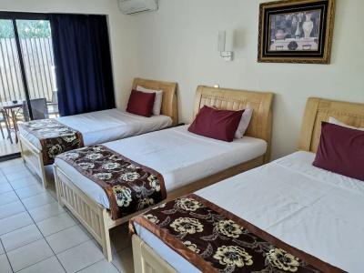 Novena Palms - 41