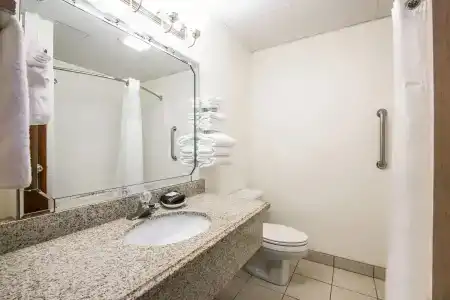 Savannah House - 16