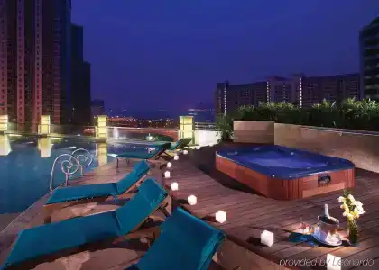 Harbour Plaza Metropolis - 10
