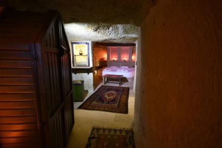 Seraphim Cave - 58