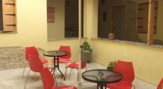 Zouglas App Guesthouse - 18