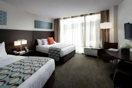 Rydges - 45