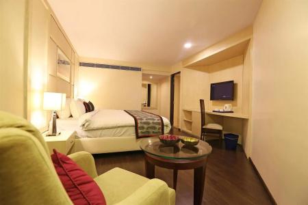Golden Tulip Jaipur - 4