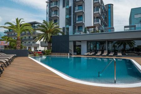 Lake Front Mirage - 12