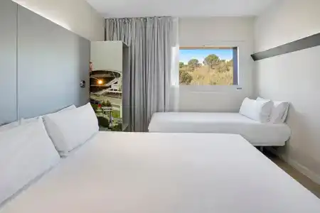 b&b Figueres - 27