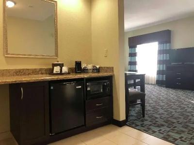 Hampton Inn & Suites Nashville at Opryland - 47