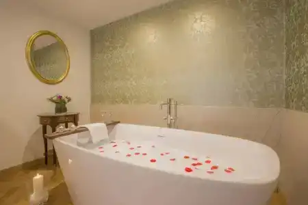 Palazzo Monga Boutique Guesthouse - 38