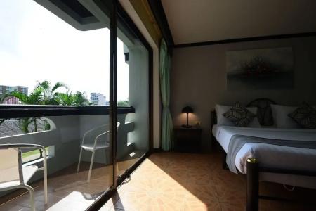 Nr Nanai Patong - 111