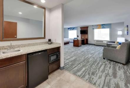 Hampton Inn & Suites Dallas-Arlington-South - 70