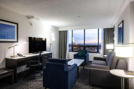 DoubleTree by Hilton North - 6