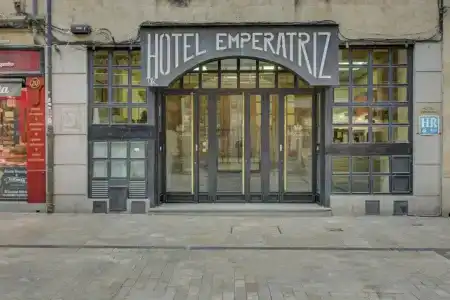 Emperatriz II - 0