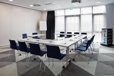 Holiday Inn Express - Sindelfingen, An Ihg - 33