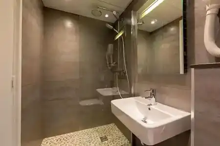 Hôtel 15 Montparnasse - 33