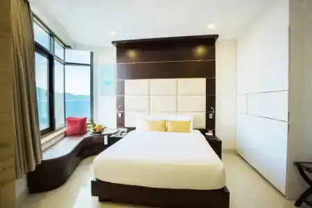 Holiday Beach Danang & Resort - 1