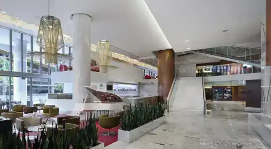 Fairmont Pacific Rim - 32