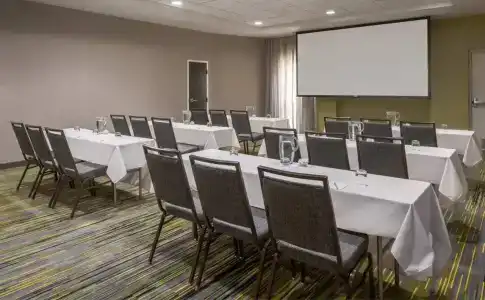 Courtyard by Marriott Miami West/FL Turnpike - 16