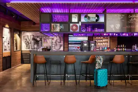 Moxy Glasgow Sec - 17