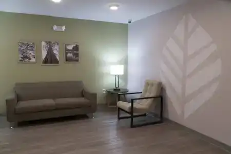WoodSpring Suites - 34