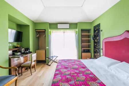 Rarity Suites - 114