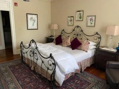 Inn at 835 Boutique - 20