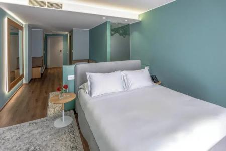 Priam Luxury Resort - 7