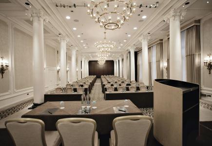 The Waldorf Hilton - 18