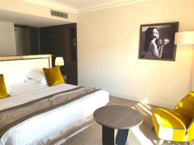 Hôtel Le Canberra - 86