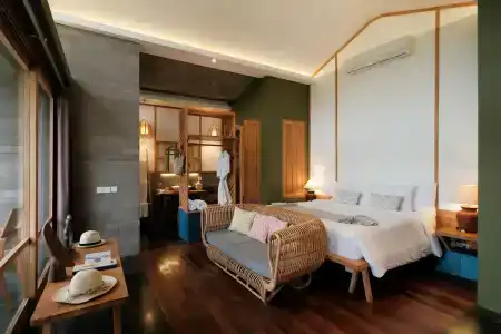 Amora Boutique Villas - 4