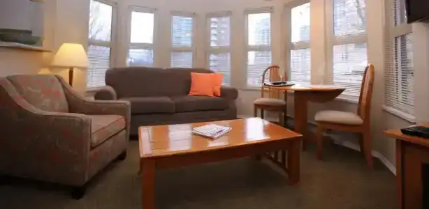 Times Square Suites - 96