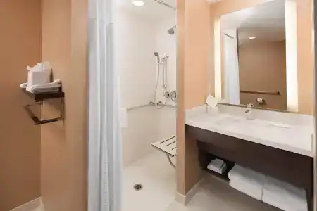 TownePlace Suites by Marriott San Diego Downtown - 45