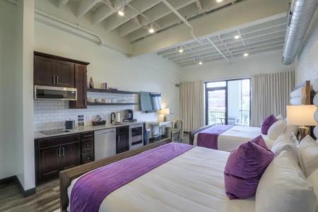 Studio 154 Luxury - 153