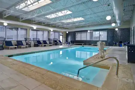 DoubleTree by Hilton Virginia Beach - 20