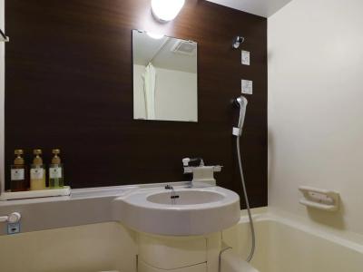Tennen Onsen Taho-no-Yu Dormy Inn Niigata - 8