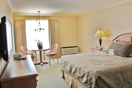 Columbus Inn - 3