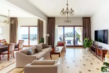 Oak Leaf Residences - 81