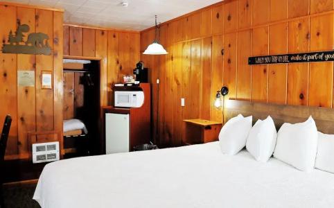 Park and Cabins - 247
