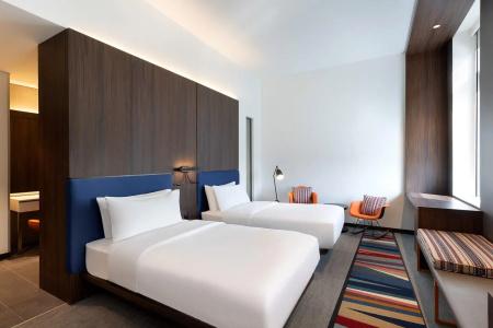 Aloft Dubai Airport - 7